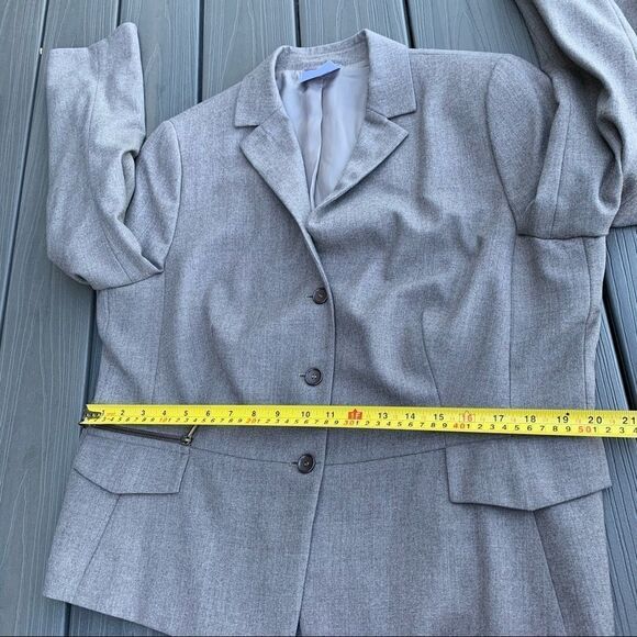 AKRIS Punto Gray Oatmeal Wool Blazer Size 14 - Picture 12 of 12